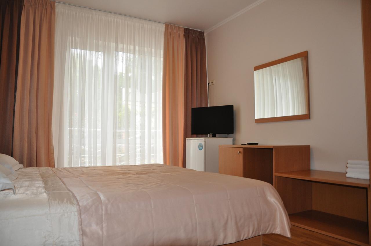Pharaon De Lux Hotel Zatoka Exterior photo